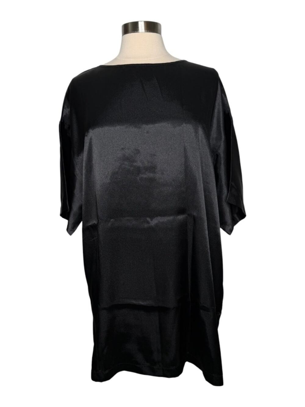 Victoria’s Secret Gold Label Black Sleep Shirt Size M/L